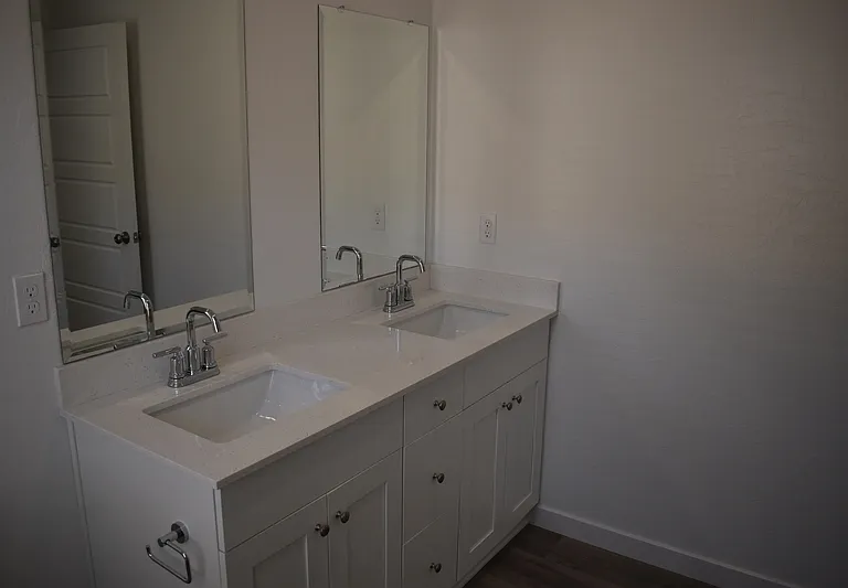 4481 N San Miguel Ave — Photo 21