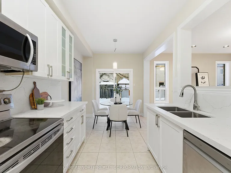 74 Bullrush Dr — Photo 18