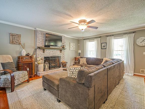 5th image of 113 Wild Cherry Ln