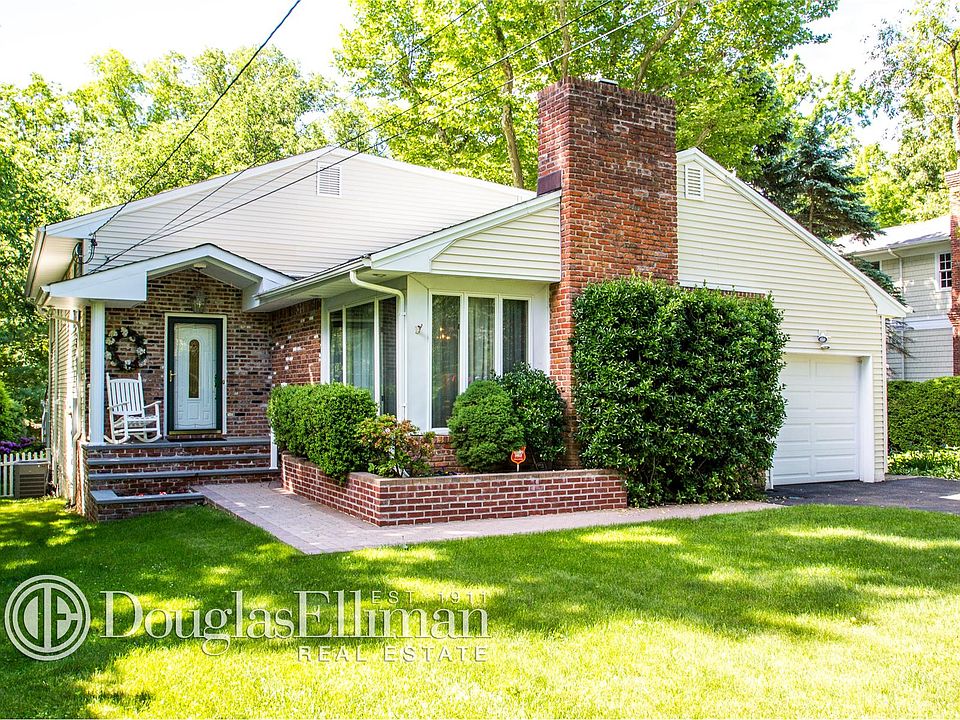 1st image of 26 Milford Dr