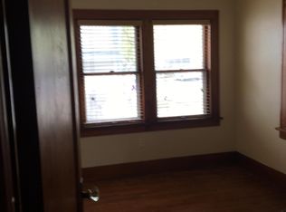 911 W South St APT 1, Kalamazoo, MI 49007