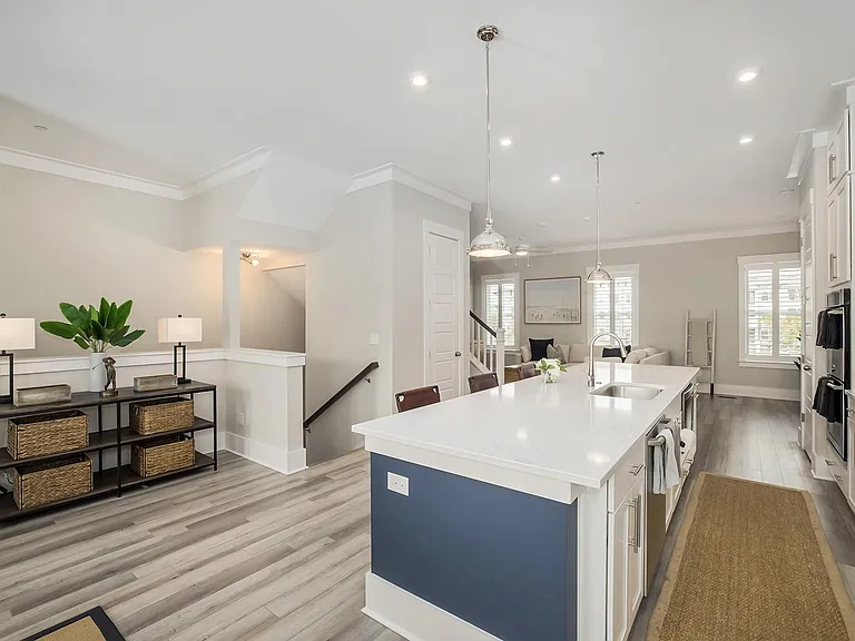 549 Cooper Village Ln — Photo 11