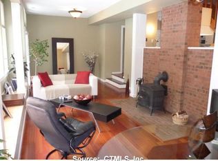 19 Pepperidge Ct #19, Simsbury, CT 06070