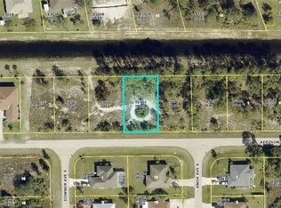 527 Addison St E, Lehigh Acres, FL 33974
