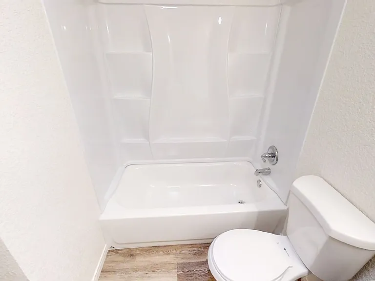 1505 Daude Ave — Photo 14