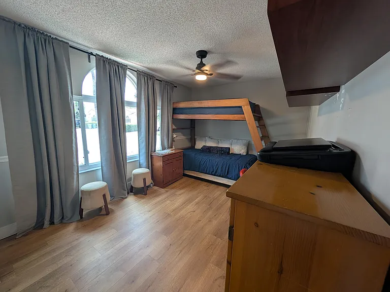 128 Danielle Ct — Photo 24