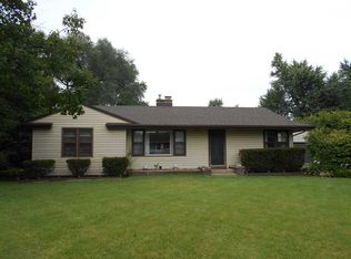 9429 Baldwin Dr, Machesney Park, IL 61115
