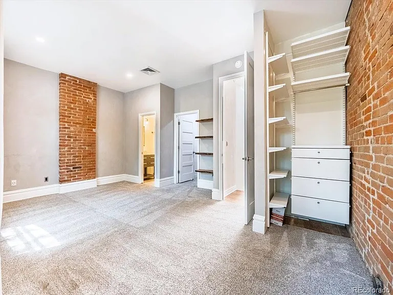 2753 Champa St — Photo 29