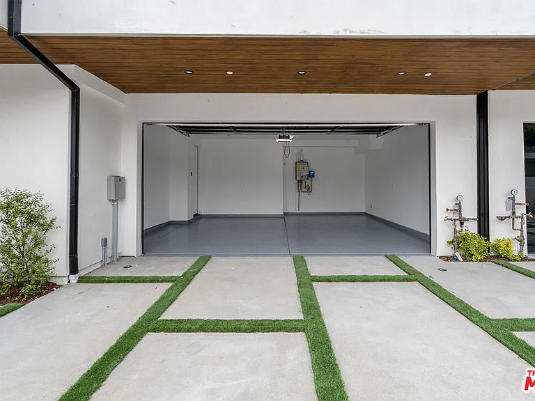 4326 Serene Pl #4 — Photo 8