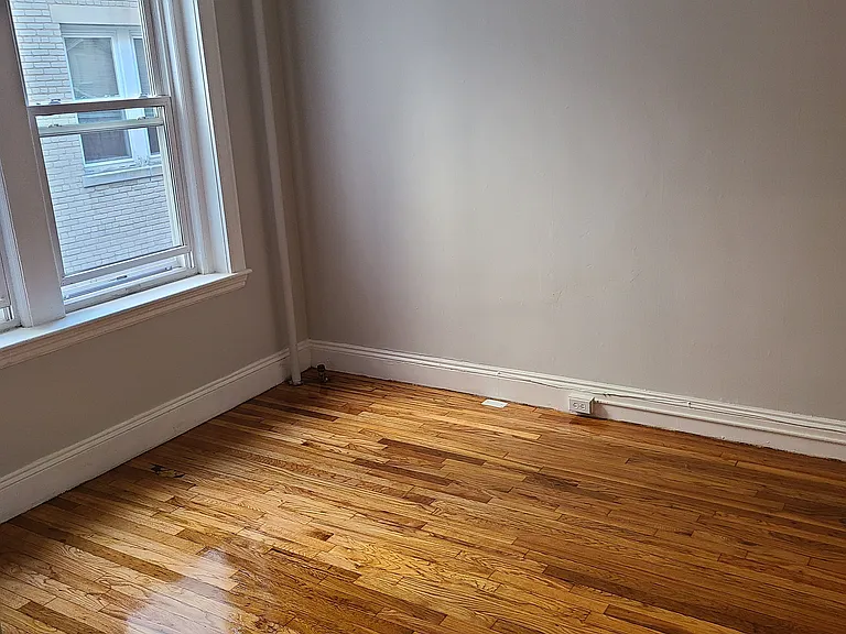 1193 Commonwealth Ave #8 — Photo 17