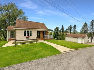 63 2nd St, Slovan, PA 15078