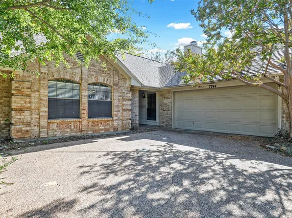 7744 Red Oak St, North Richland Hills, TX 76182