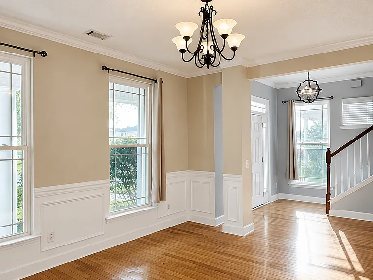 112 Ohara Dr — Photo 2