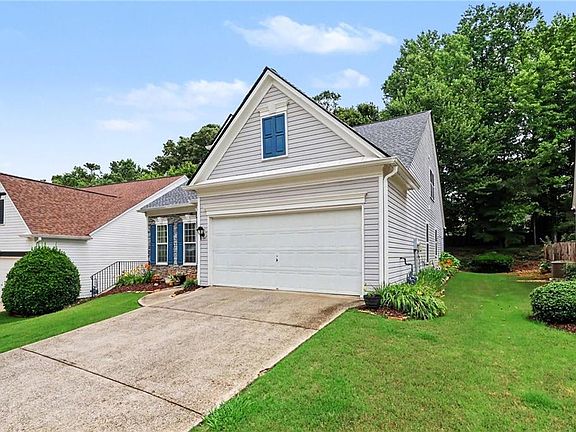 5th image of 3324 Hampreston Way NW