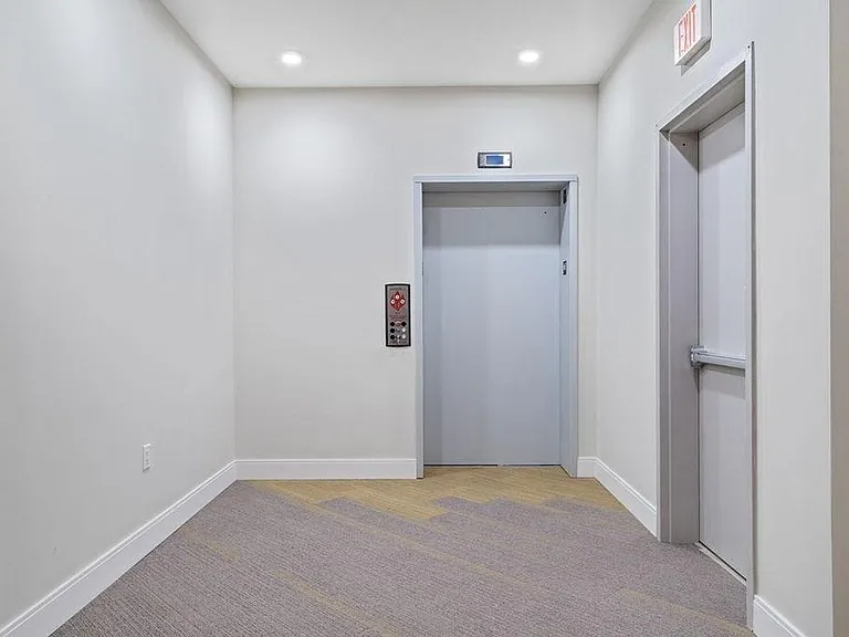 429 Cherry St #12 — Photo 5