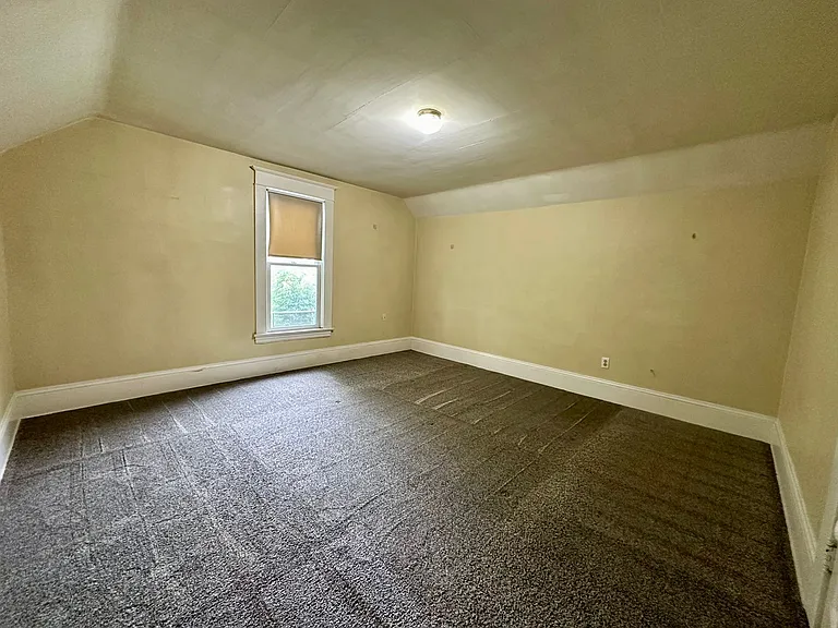 3811 NE 7th Ave — Photo 11