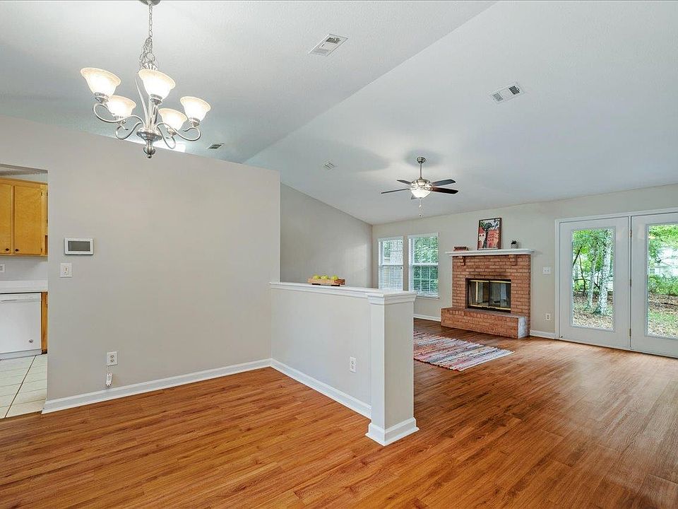 1st image of 8802 Minnow Creek Dr