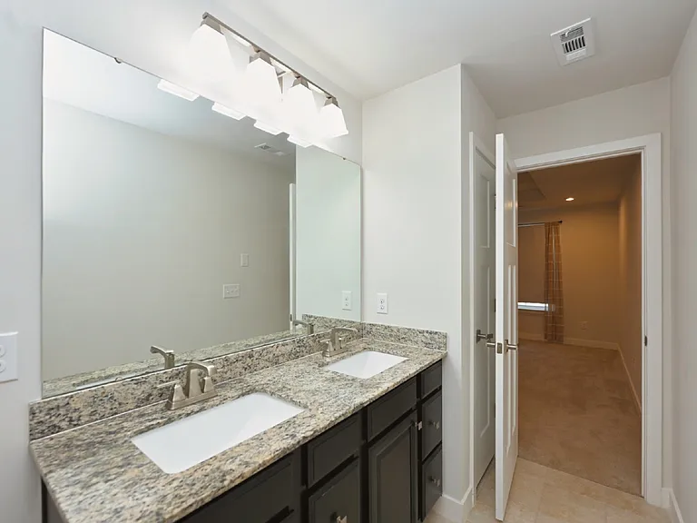 266 Dartmoor Pl — Photo 38