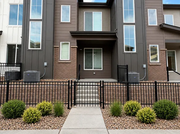 462 Millwall Cir, Castle Pines, CO 80108