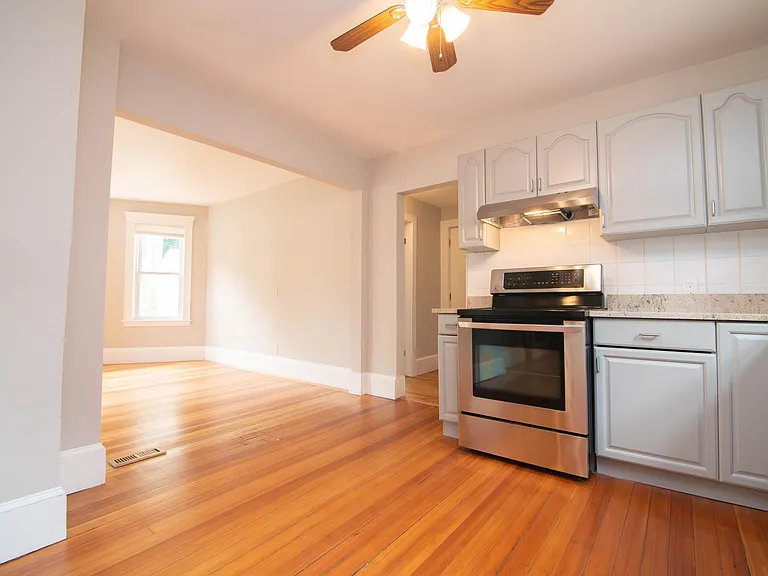 48 Oak Square Ave #1 — Photo 8