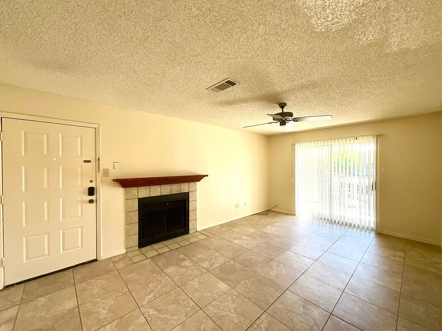 Move-In Ready 2BD/2BA with Fireplace, In-Unit Laundry & Community Pool! — Photo 2