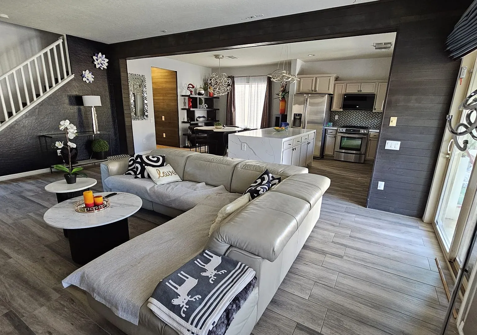 Fully Furnished 3BD/3BA Home in Mountains Edge with Private Pool & Balcony — Photo 2