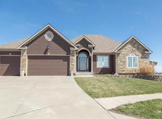 403 Briar Ln, Kearney, MO 64060