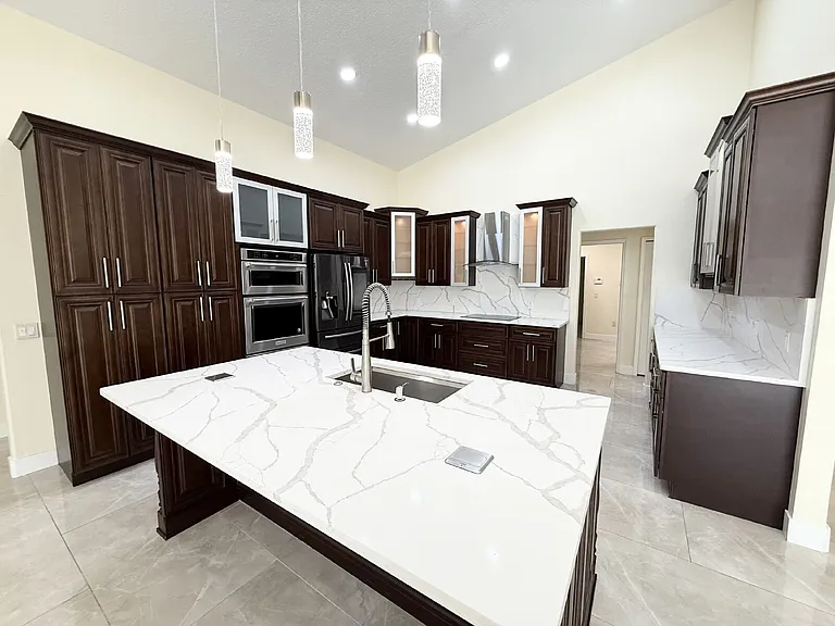 1024 Hagen Dr — Photo 11