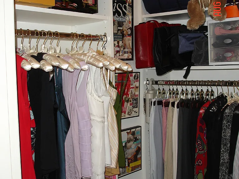 walk-in closet