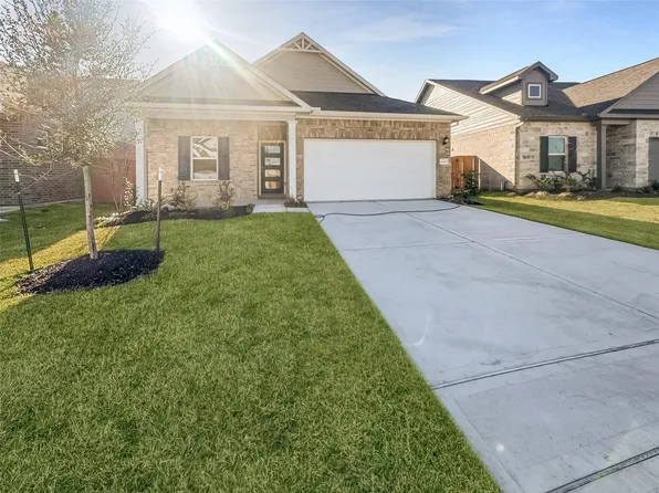 1618 River Scene Trl, Dayton, TX 77535