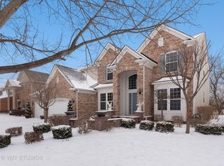 1582 Hazelnut Xing, Mundelein, IL 60060
