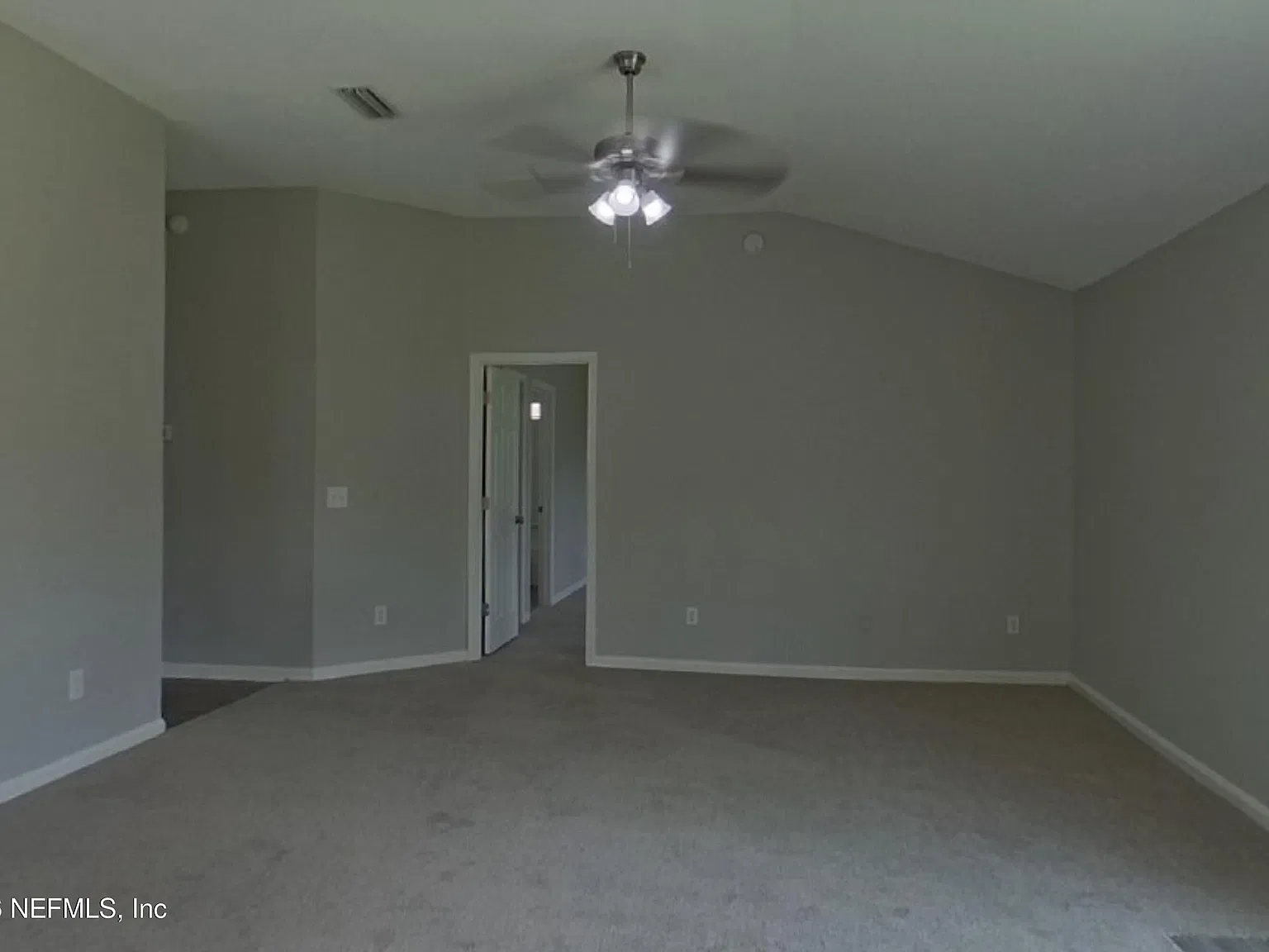 3 bed, 2.0 bath, 1503 sqft, $1,699 — Photo 3