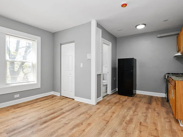 4344 Ellis MOBILITY ZONE — Photo 9