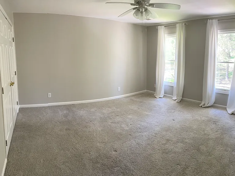 732 Black Horse Pkwy — Photo 14