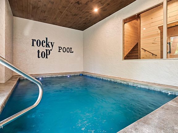 4th image of 3504 Sand Ridge Way