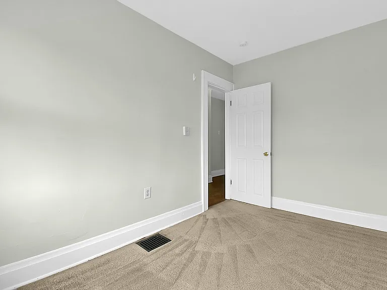 99 E Frambes Ave — Photo 14