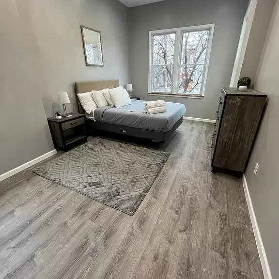 2057 N Franklin St — Photo 24