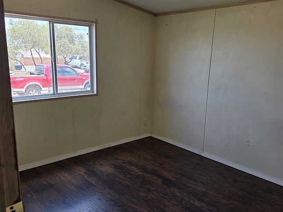 3rd image of 1469 Post Ave