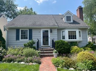 42 Doris Pkwy, Westfield, NJ 07090