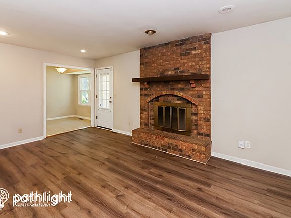 3rd image of 7504 E 133rd St