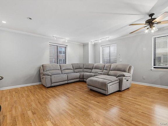 3rd image of 425 Shore Road #2D