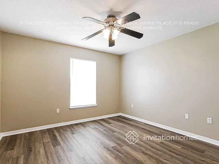 688 Red Pepper Loop — Photo 15