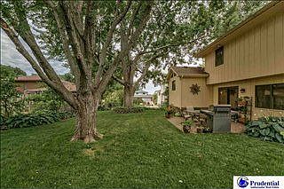1st image of 2511 S 148th Avenue Cir
