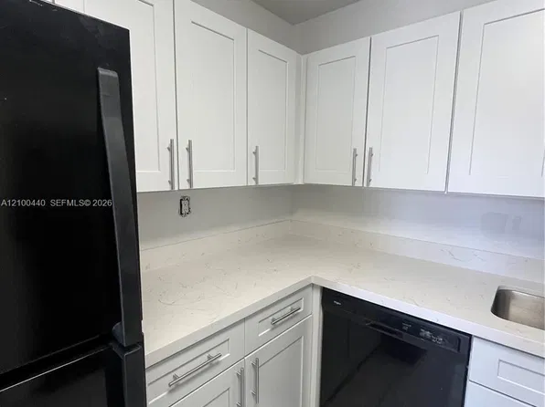 7430 SW 153rd Pl APT 106-1, Miami, FL 33193