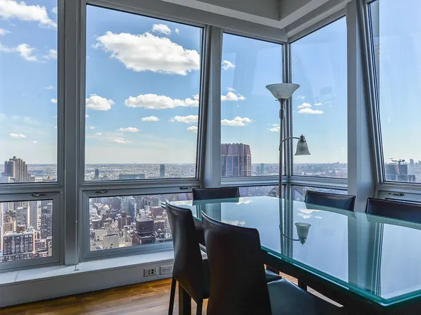 400 5th Ave APT 47A, New York, NY 10018
