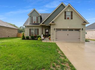 8819 Spartan St, Bowling Green, KY 42104