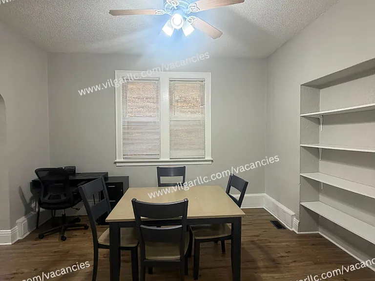4856 Magoun Ave — Photo 7
