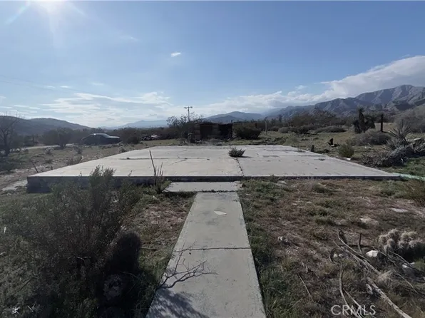 9176 Rose Eden Dr, Morongo Valley, CA 92256