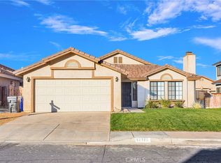 12326 Quartz Dr, Victorville, CA 92392