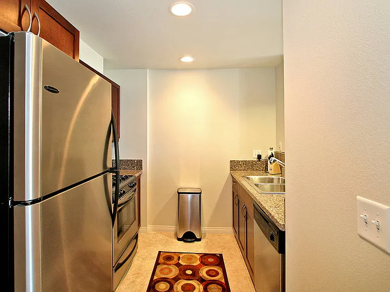 530 K St #618 — Photo 3